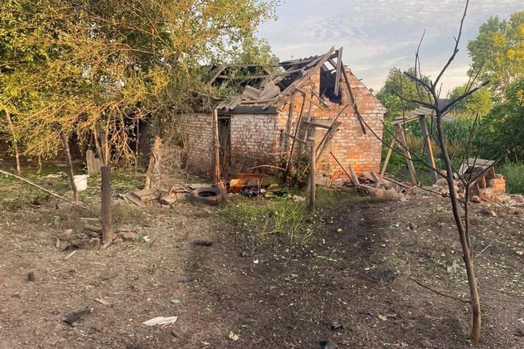 Вражеский обстрел в Кременчугском районе: работала ПВО, есть разрушения