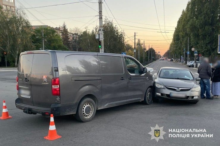 Женщина пострадала в результате ДТП в Кременчуге: не поделили дорогу Citroen и Honda