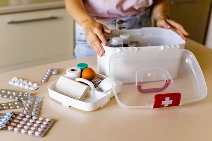 кровоспинні засоби