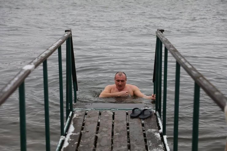 Свято Водохреща в Кременчуці: освячення води, масові хрещенські купання та Хресна хода