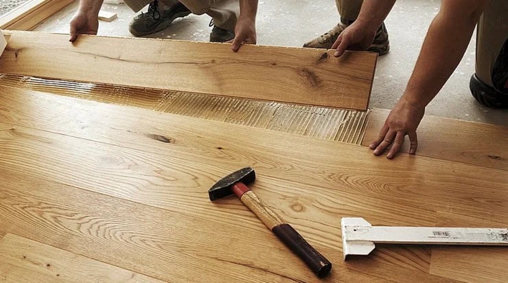 Професійний монтаж інженерної дошки