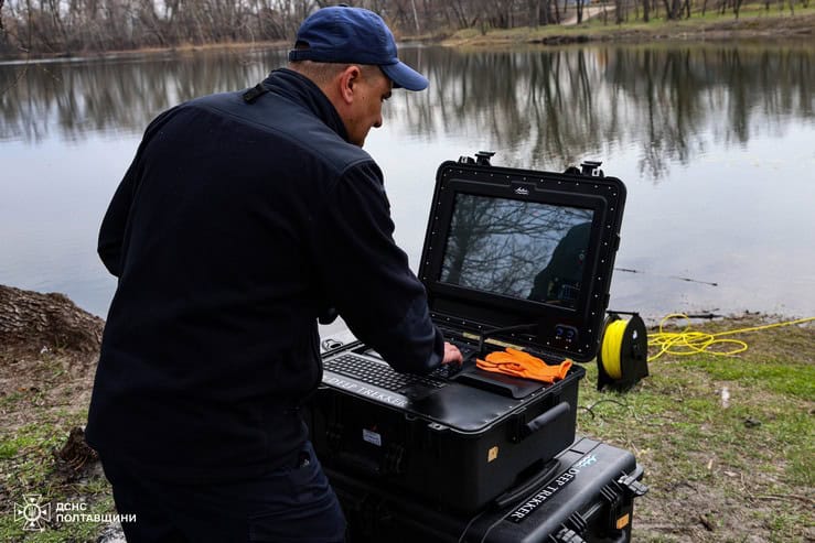 В озере Кременчуга обнаружили мину: как подрывали опасный боеприпас