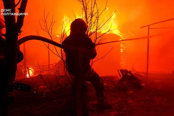 Пожар на лодочной станции в Горишних Плавнях