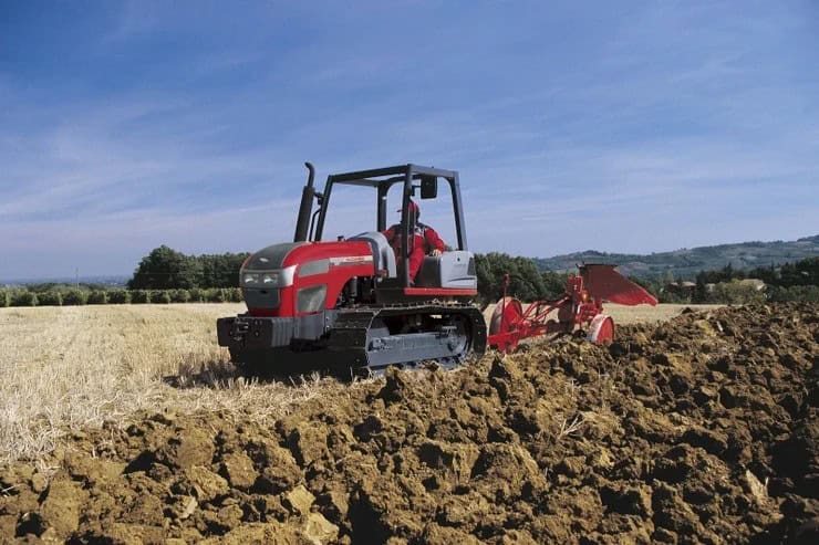Обслуживайте сельхозтехнику своевременно и не экономьте