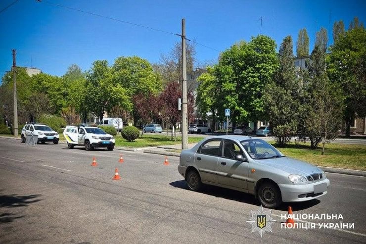 ДТП в Кременчуге: автомобиль сбил женщину на проспекте Свободы, пострадавшая госпитализирована