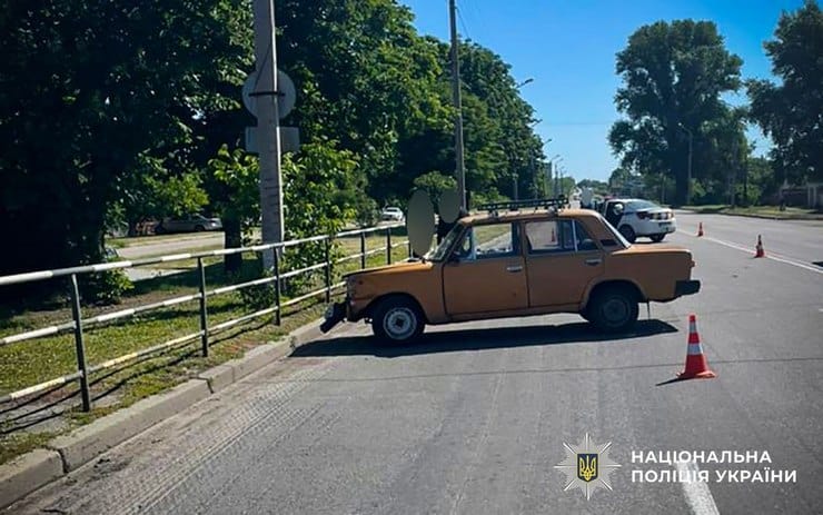 ДТП в Кременчуге: столкнулись автомобиль и мотоцикл, пострадал 38-летний мотоциклист
