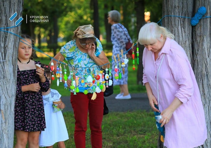 В Кременчуге прошел яркий фестиваль искусств «Арт-сад» в Городском саду
