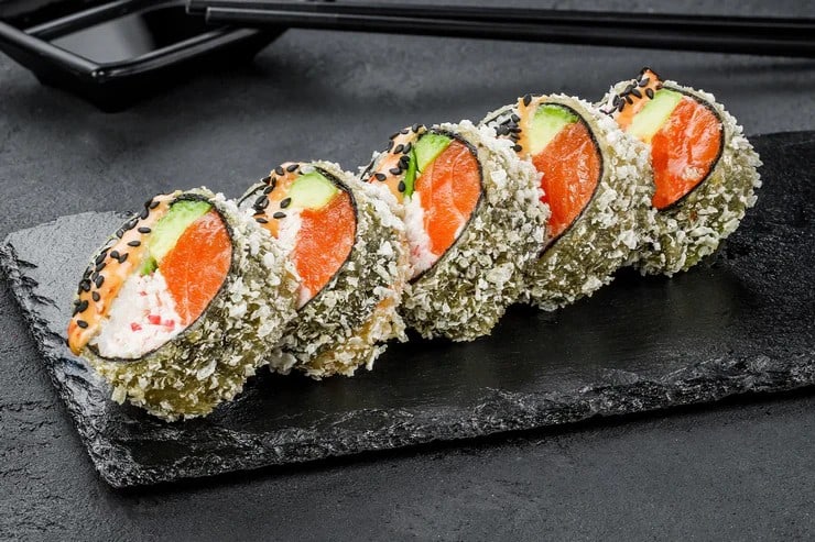Темпура рол з лососем Sushi Master