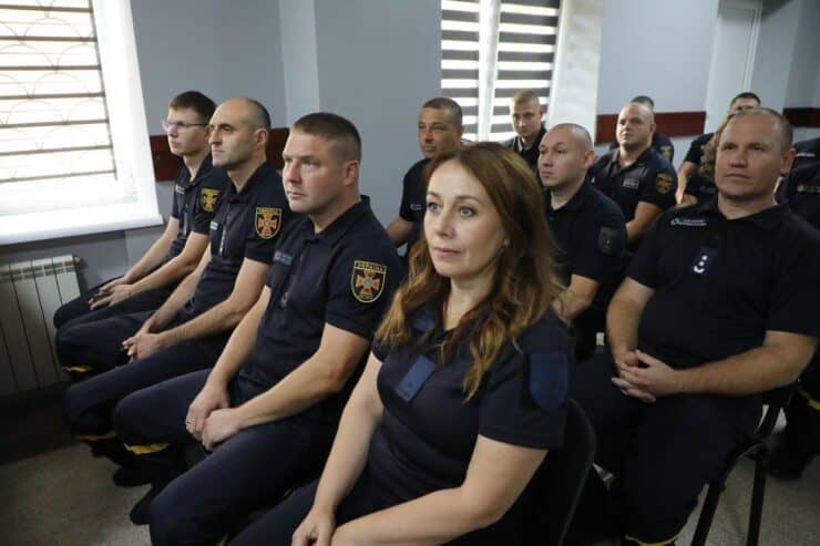 Спасателей Кременчуга поздравили с профессиональным праздником