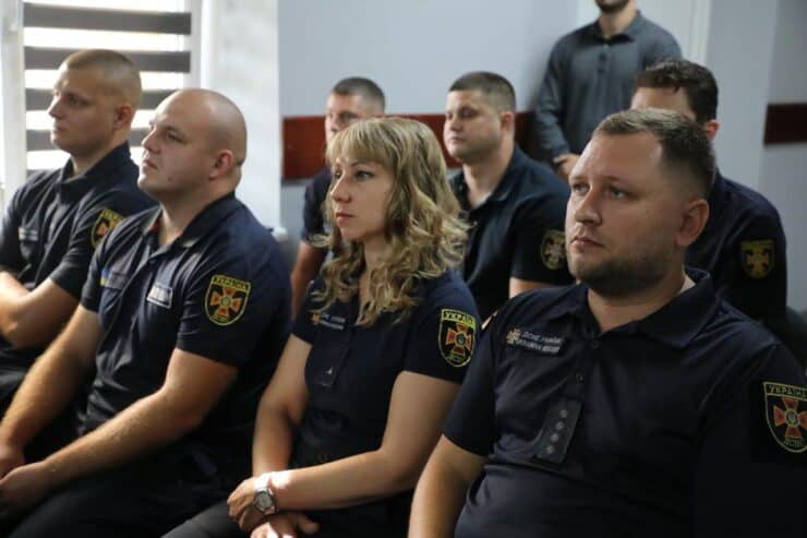 Спасателей Кременчуга поздравили с профессиональным праздником