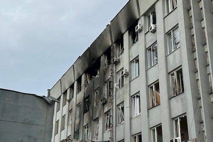 Подробности и последствия ночного обстрела Кременчуга: 2 раненых, повреждены университет и Дворец культуры