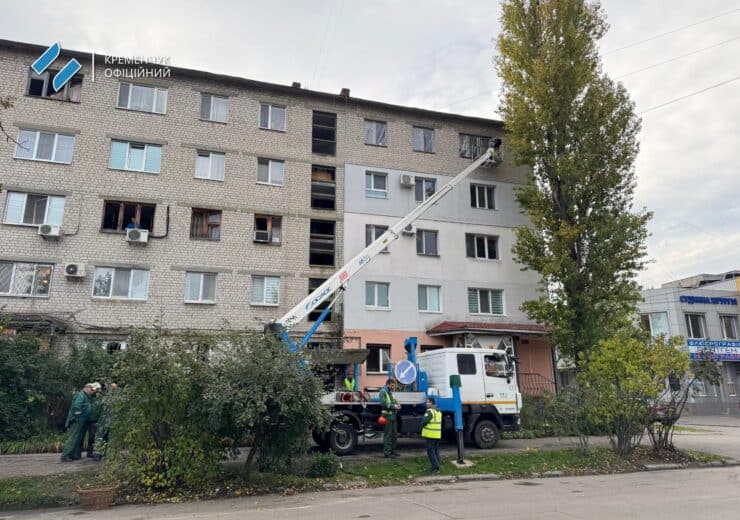 Ночной обстрел Кременчуга: «прилет» по зданию телерадиокомпании