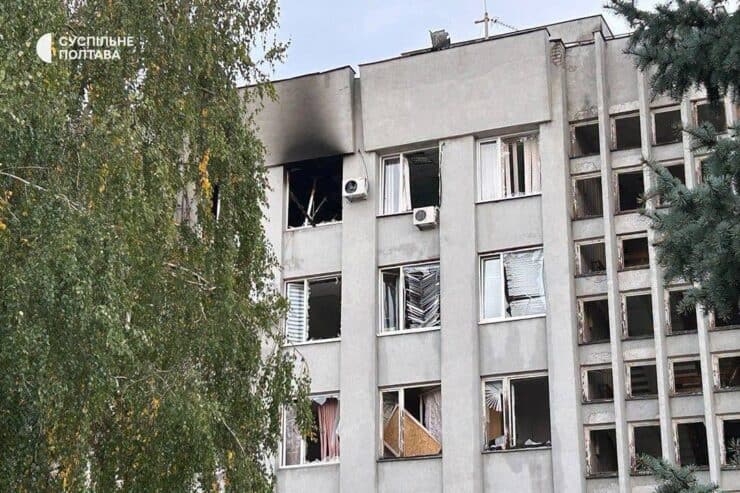Подробности и последствия ночного обстрела Кременчуга: 2 раненых, повреждены университет и Дворец культуры
