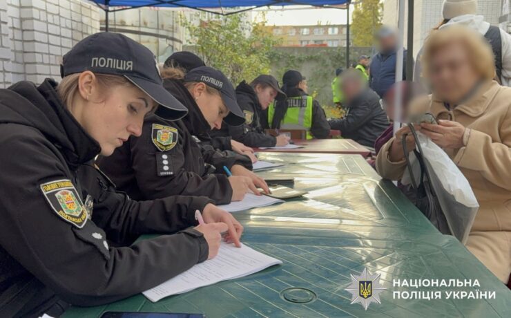 Последствия обстрелов Кременчуга: «прилет» по двум локациям, 3 погибших и 32 раненых